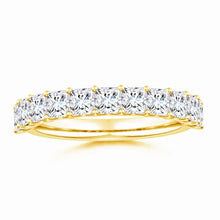 Lab-Grown Shared Prong-Set Princess-Cut Diamond Half Eternity Wedding Ring