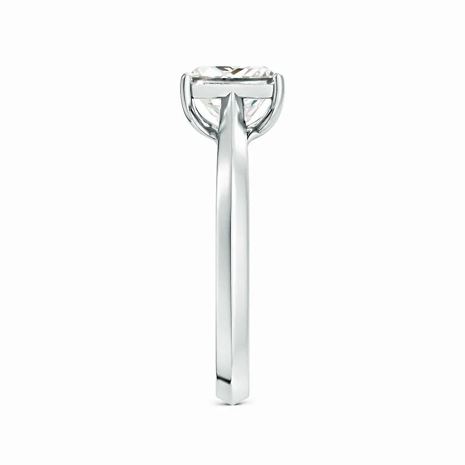 Lab-Grown Princess Cut Diamond Knife Edge Setting Grid Engagement Ring