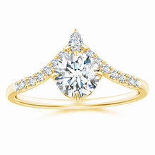 Lab-Grown Round Diamond Herringbone Engagement Ring